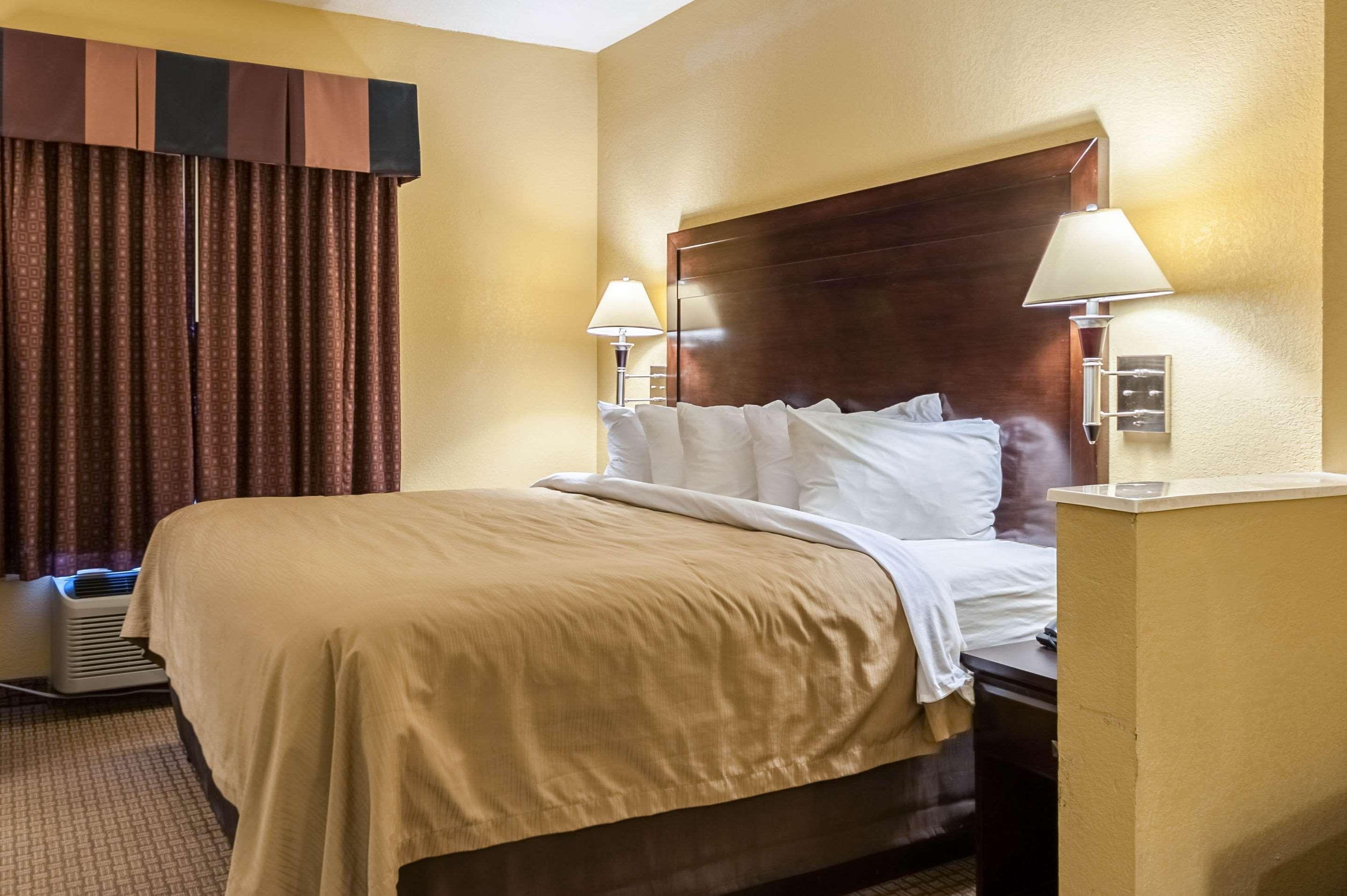Quality Inn & Suites Lafayette Εξωτερικό φωτογραφία
