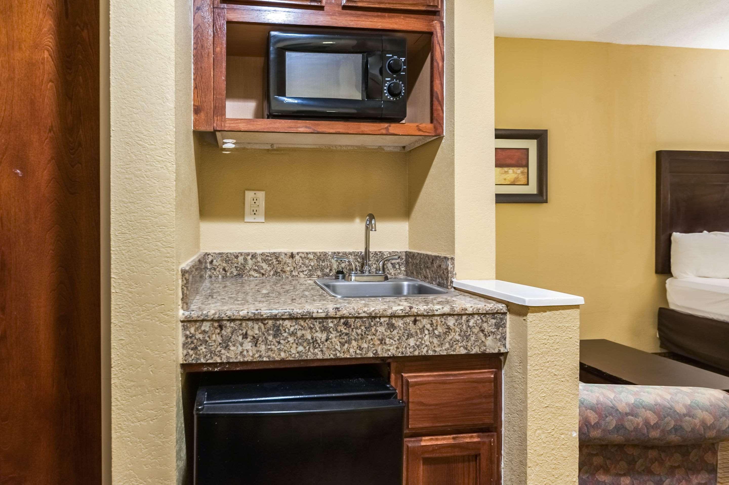 Quality Inn & Suites Lafayette Εξωτερικό φωτογραφία