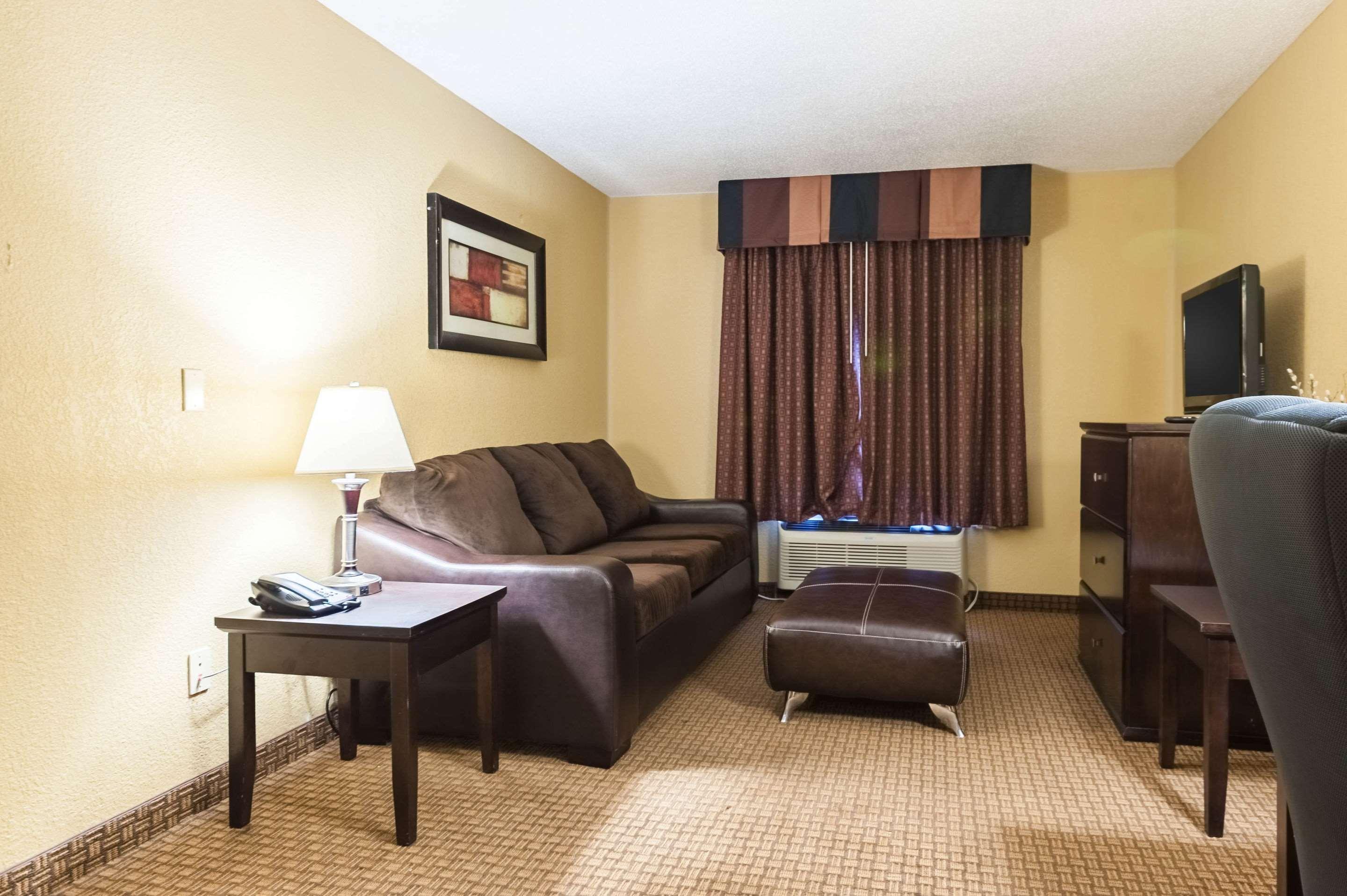 Quality Inn & Suites Lafayette Εξωτερικό φωτογραφία