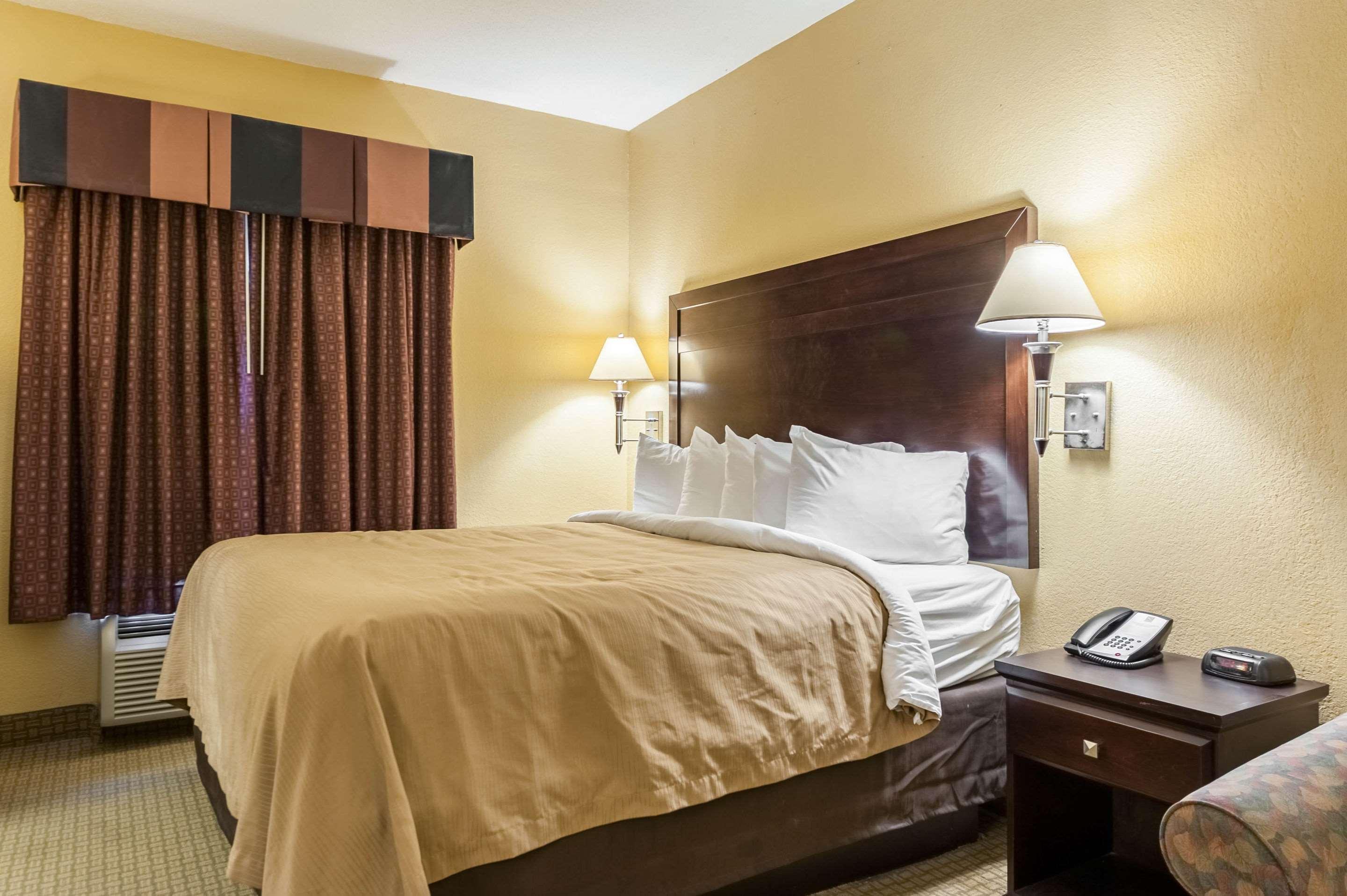 Quality Inn & Suites Lafayette Εξωτερικό φωτογραφία