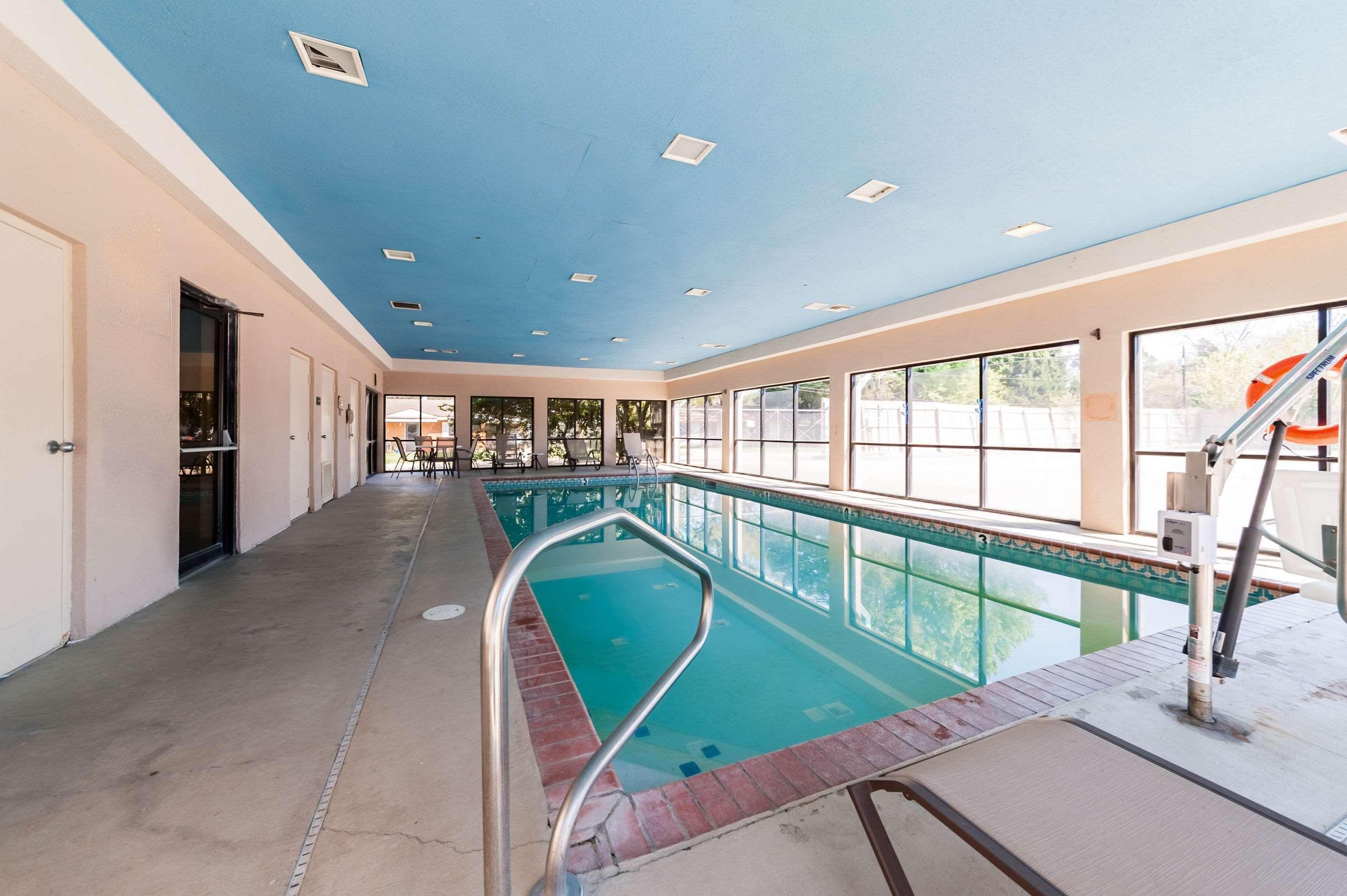 Quality Inn & Suites Lafayette Εξωτερικό φωτογραφία
