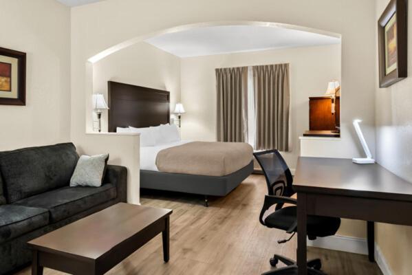 Quality Inn & Suites Lafayette Εξωτερικό φωτογραφία