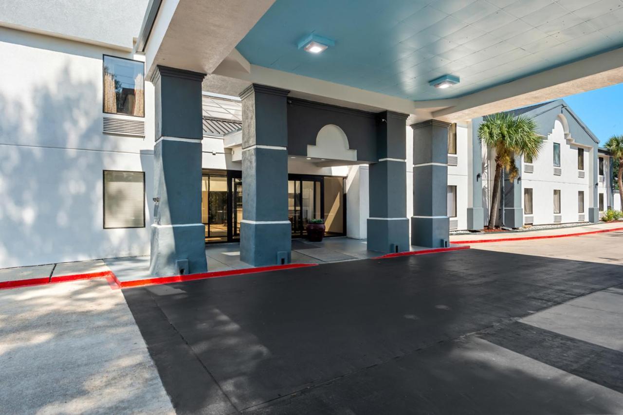 Quality Inn & Suites Lafayette Εξωτερικό φωτογραφία